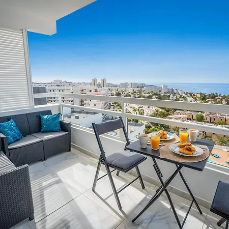 Modern Blue Sky * Playa de las Américas