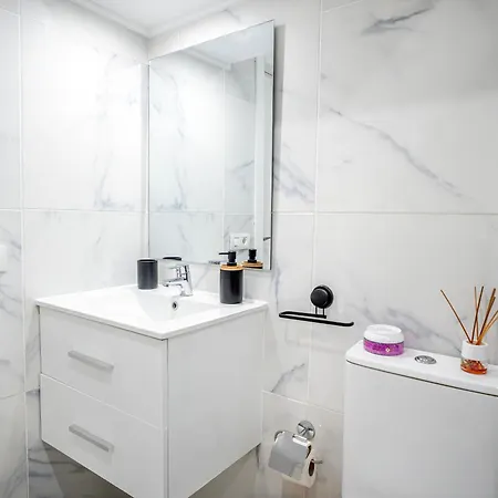 Modern Blue Sky Апартаменты *